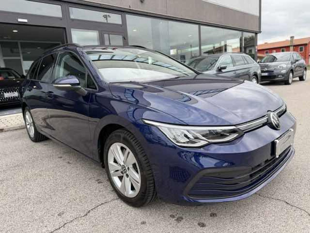 Volkswagen Golf Variant 2.0 TDI SCR DSG Life (4)