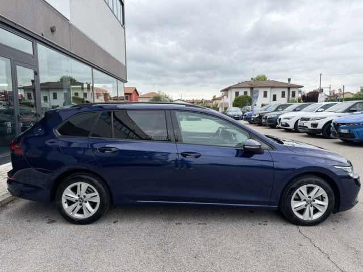 Volkswagen Golf Variant 2.0 TDI SCR DSG Life (5)