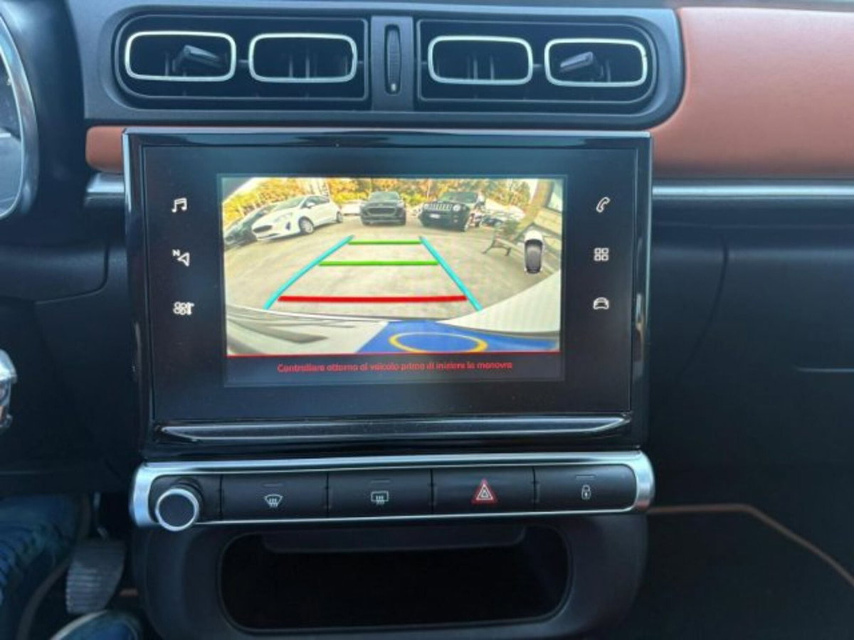 Citroen C3 BlueHDi 100 S&S Shine (12)