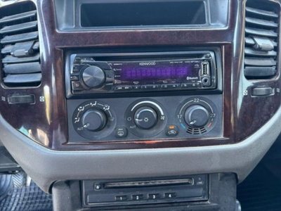 Mitsubishi Pajero 3.2 16V DI-D 5p. GLS2 (13)
