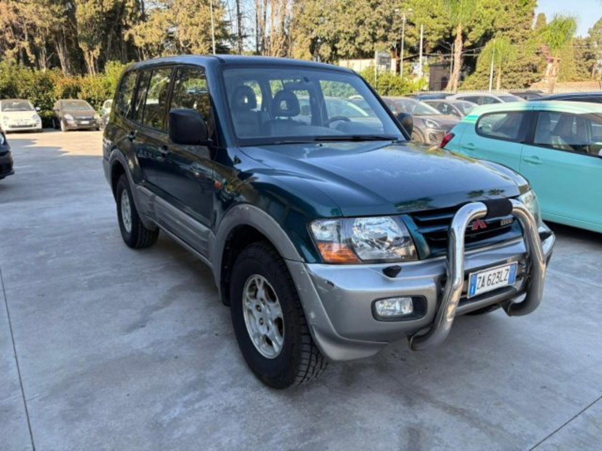 Mitsubishi Pajero 3.2 16V DI-D 5p. GLS2 (3)