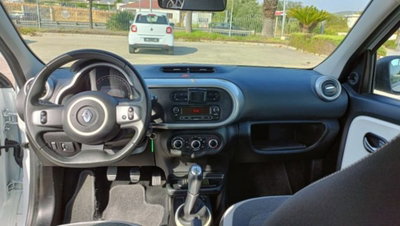 Renault Twingo 1.0 SCe Live (12)