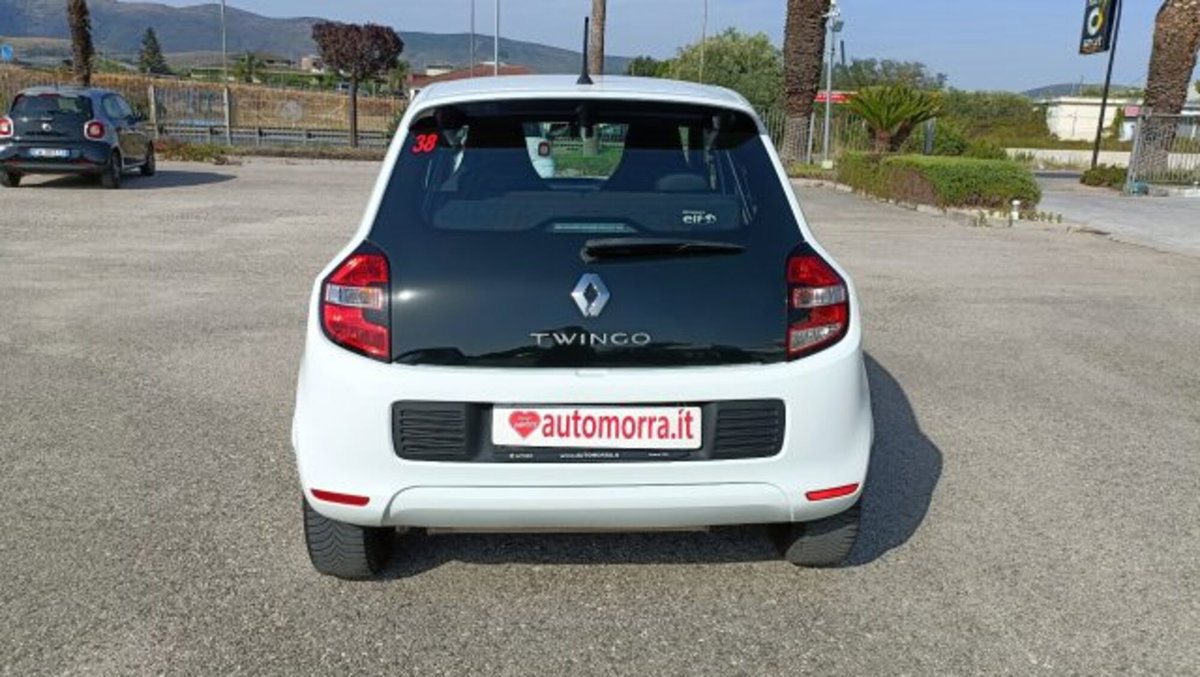 Renault Twingo 1.0 SCe Live (6)
