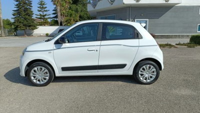 Renault Twingo 1.0 SCe Live (8)
