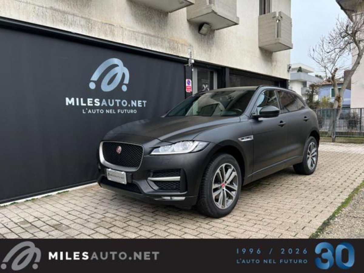 Jaguar F-Pace 2.0 D 180 CV AWD aut. R-Sport (2)