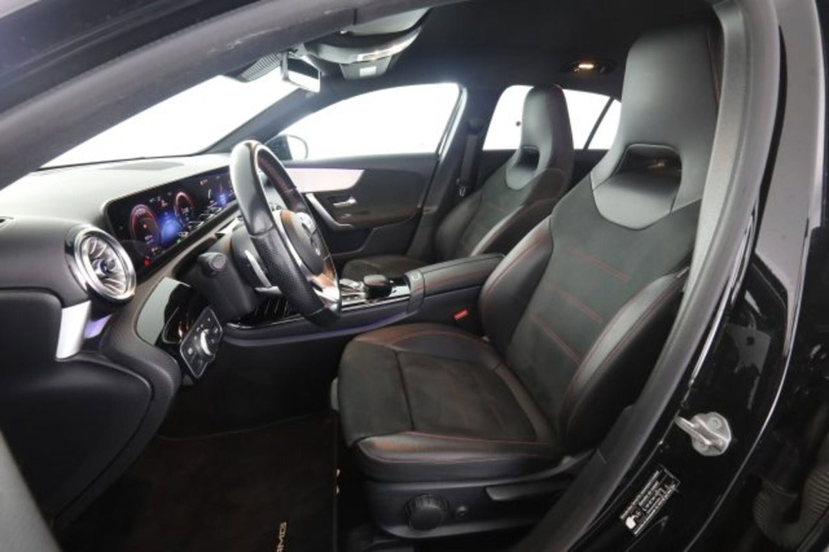 Mercedes-Benz Classe A 250 e Automatic EQ-Power Premium (2)