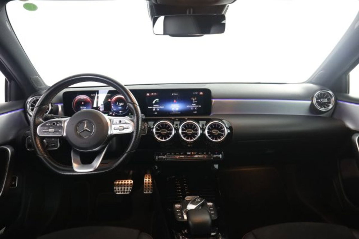 Mercedes-Benz Classe A 250 e Automatic EQ-Power Premium (4)