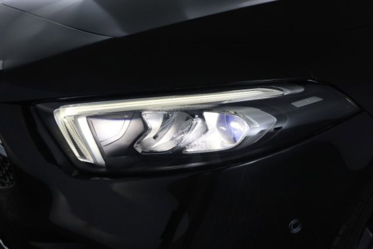 Mercedes-Benz Classe A 250 e Automatic EQ-Power Premium (9)
