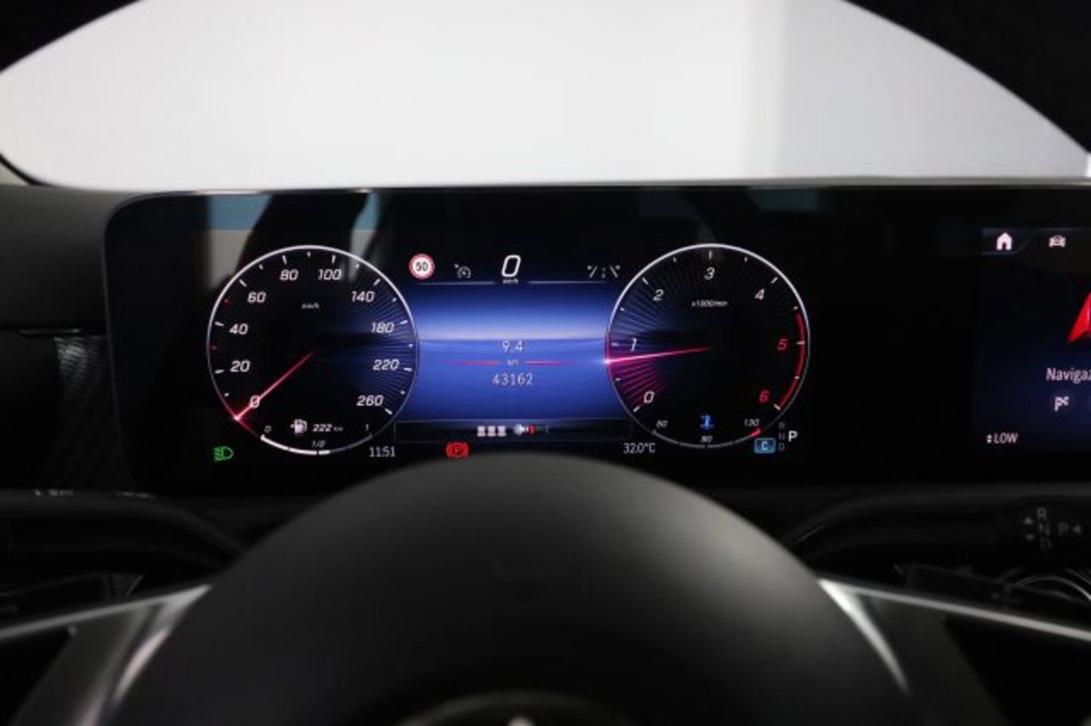 Mercedes-Benz Classe A Sedan 200 d Progressive Advanced Plus auto (7)