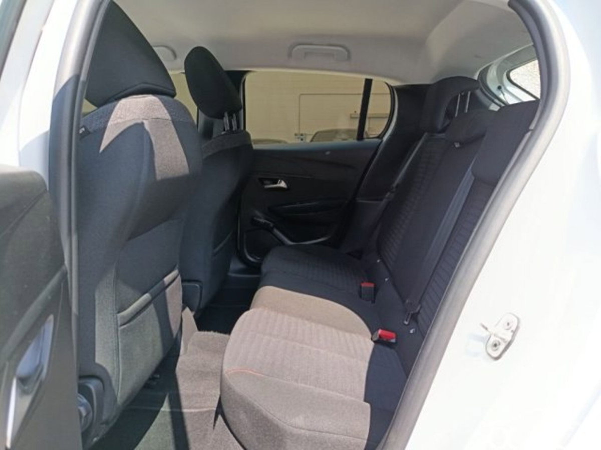 Peugeot 208 1.2 puretech Active s&s 75cv (11)