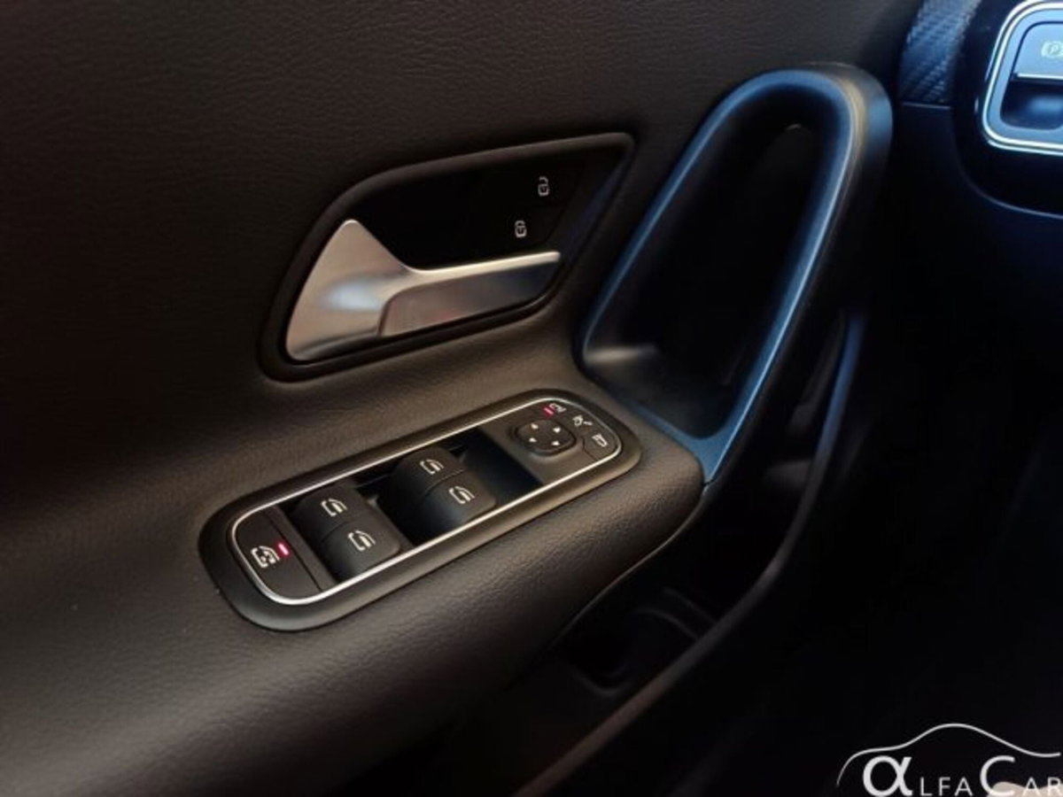 Mercedes-Benz CLA Shooting Brake 250 e Plug-in hybrid Shooting Brake Business (17)