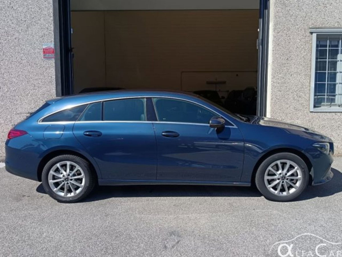 Mercedes-Benz CLA Shooting Brake 250 e Plug-in hybrid Shooting Brake Business (18)