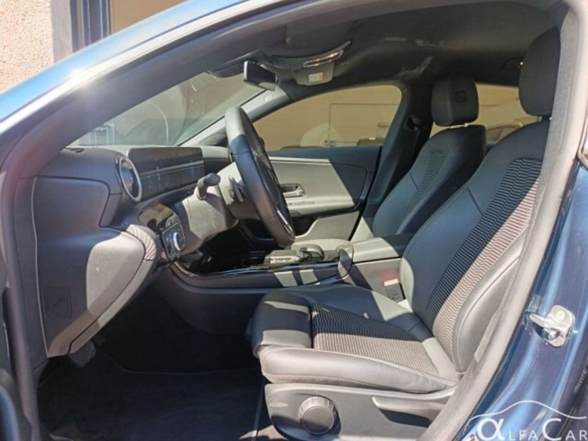 Mercedes-Benz CLA Shooting Brake 250 e Plug-in hybrid Shooting Brake Business (9)