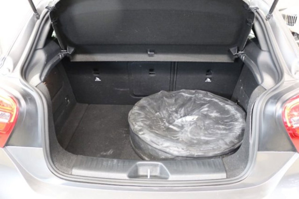 Mercedes-Benz Classe A 180 d Automatic Premium (8)