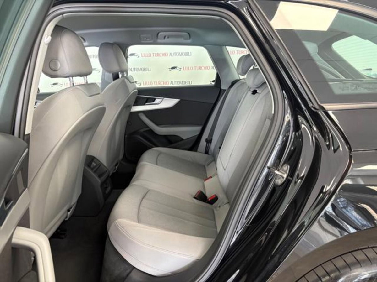 Audi A4 Allroad 2.0 TDI 163 CV S tronic Business (20)