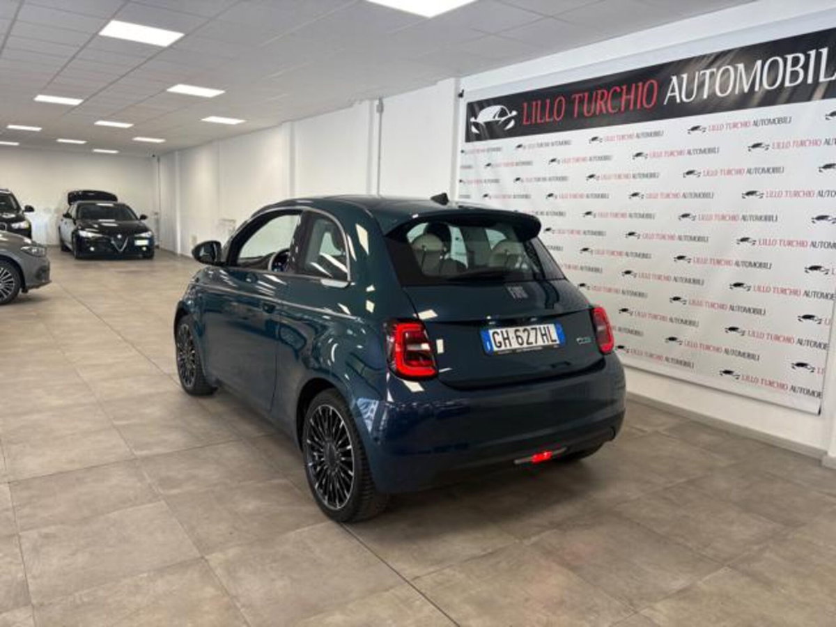 Fiat 500e La Prima Berlina 42 kWh (4)