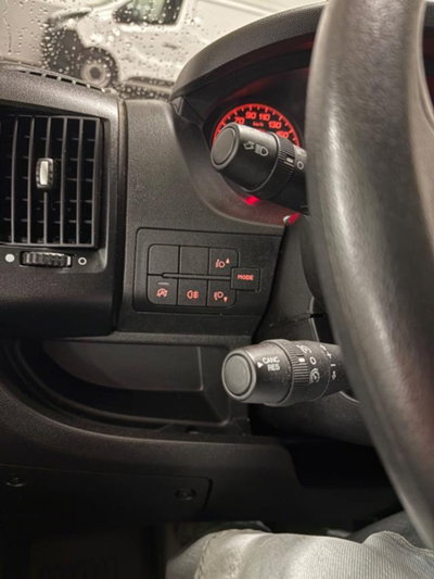 Citroen Jumper Furgone 33 BlueHDi 140 S&S PM-TM Furgone Vetrato (14)