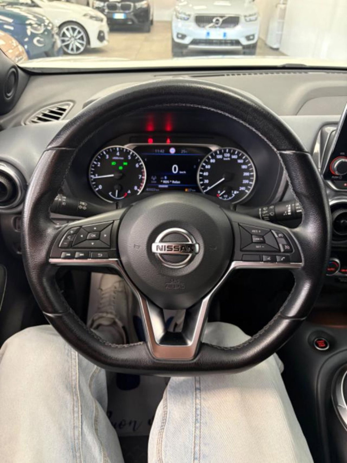 Nissan Juke 1.0 dig-t N-Connecta 114cv (9)