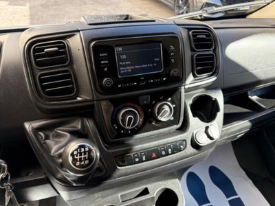 Peugeot Boxer Furgone 335 2.2 BlueHDi 140 S&S PM-TM Furgone Vetrato (18)