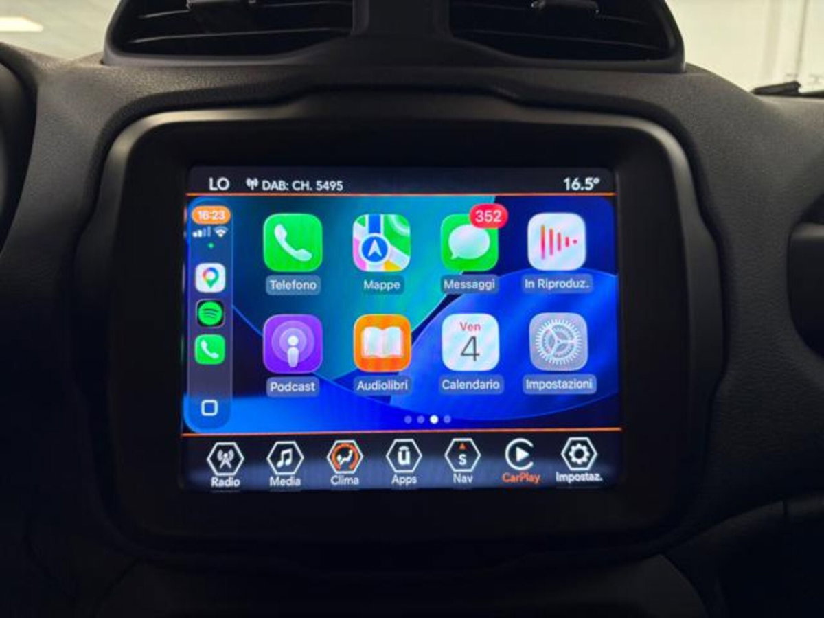 Jeep Renegade 1.6 Mjt 130 CV Limited (15)