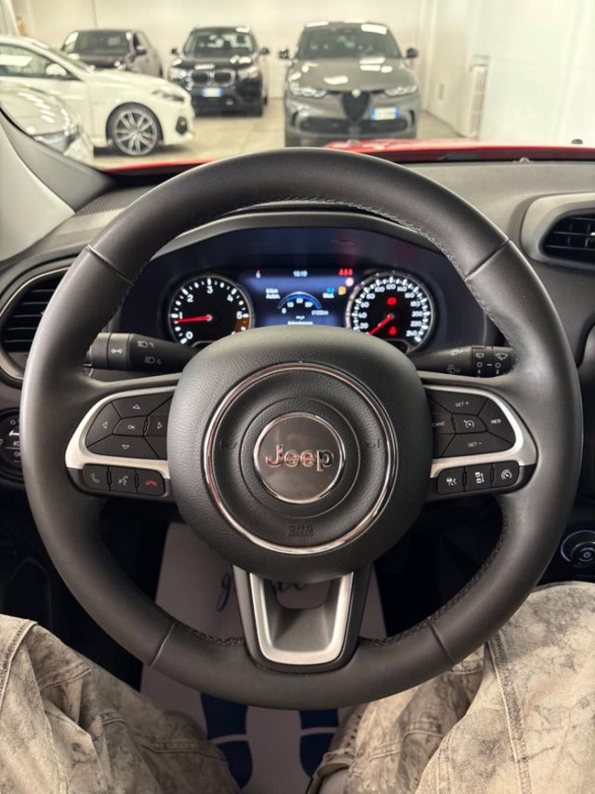 Jeep Renegade 1.6 Mjt 130 CV Limited (9)