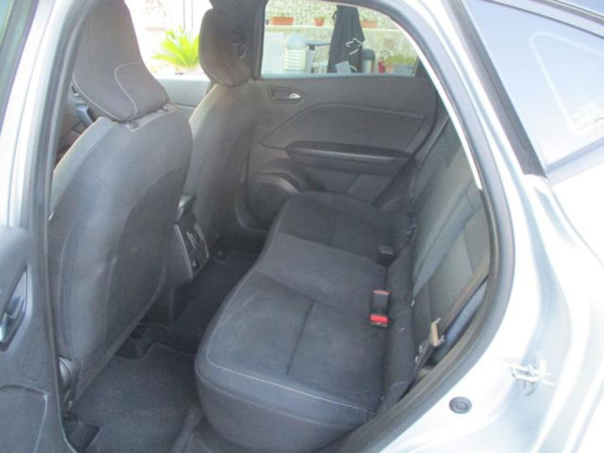 Renault Captur Blue dCi 95 CV Intens (12)
