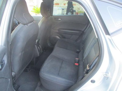 Renault Captur Blue dCi 95 CV Intens (12)