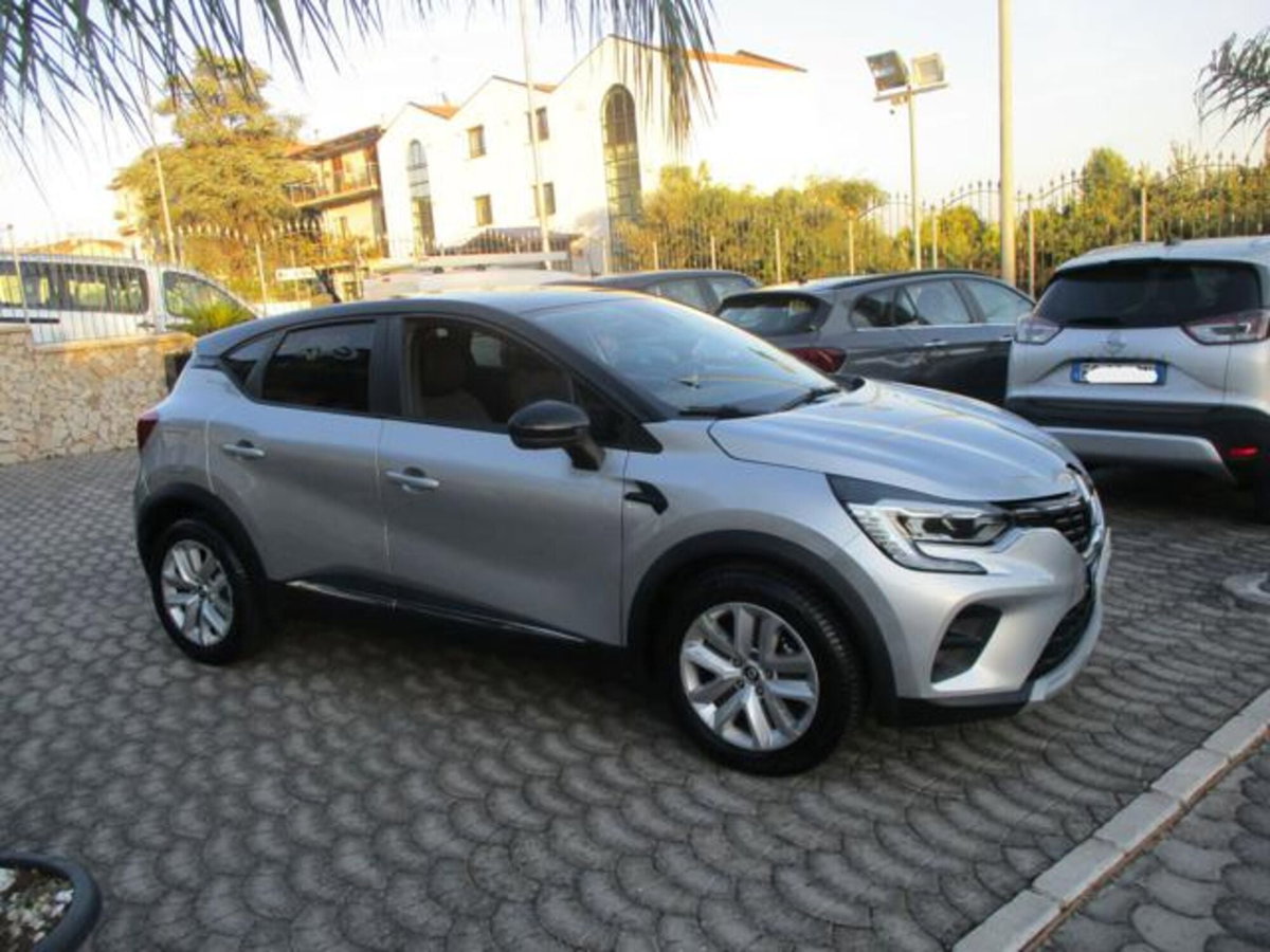 Renault Captur Blue dCi 95 CV Intens (2)