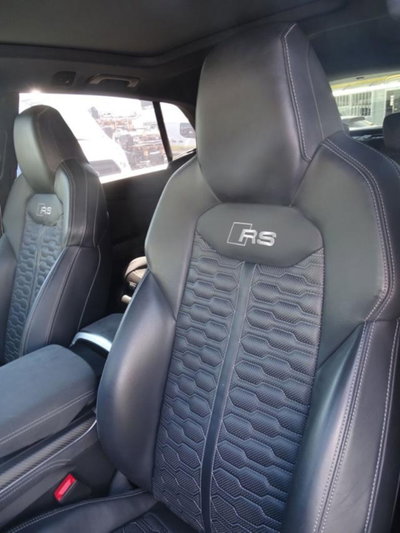 Audi RS Q8 Q8 4.0 mhev 48V performance 640cv tiptronic (13)