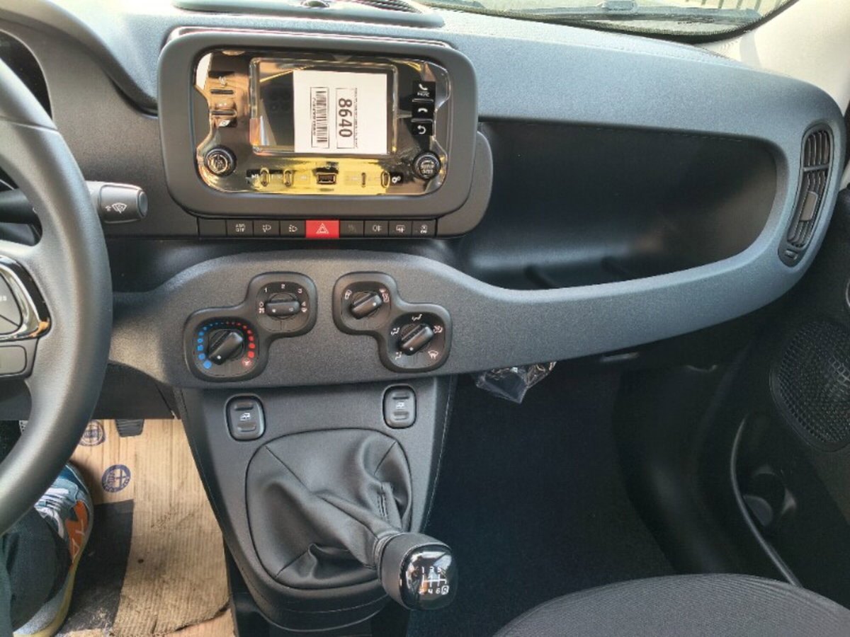 Fiat Panda 1.0 firefly hybrid Icon s&s 70cv (8)