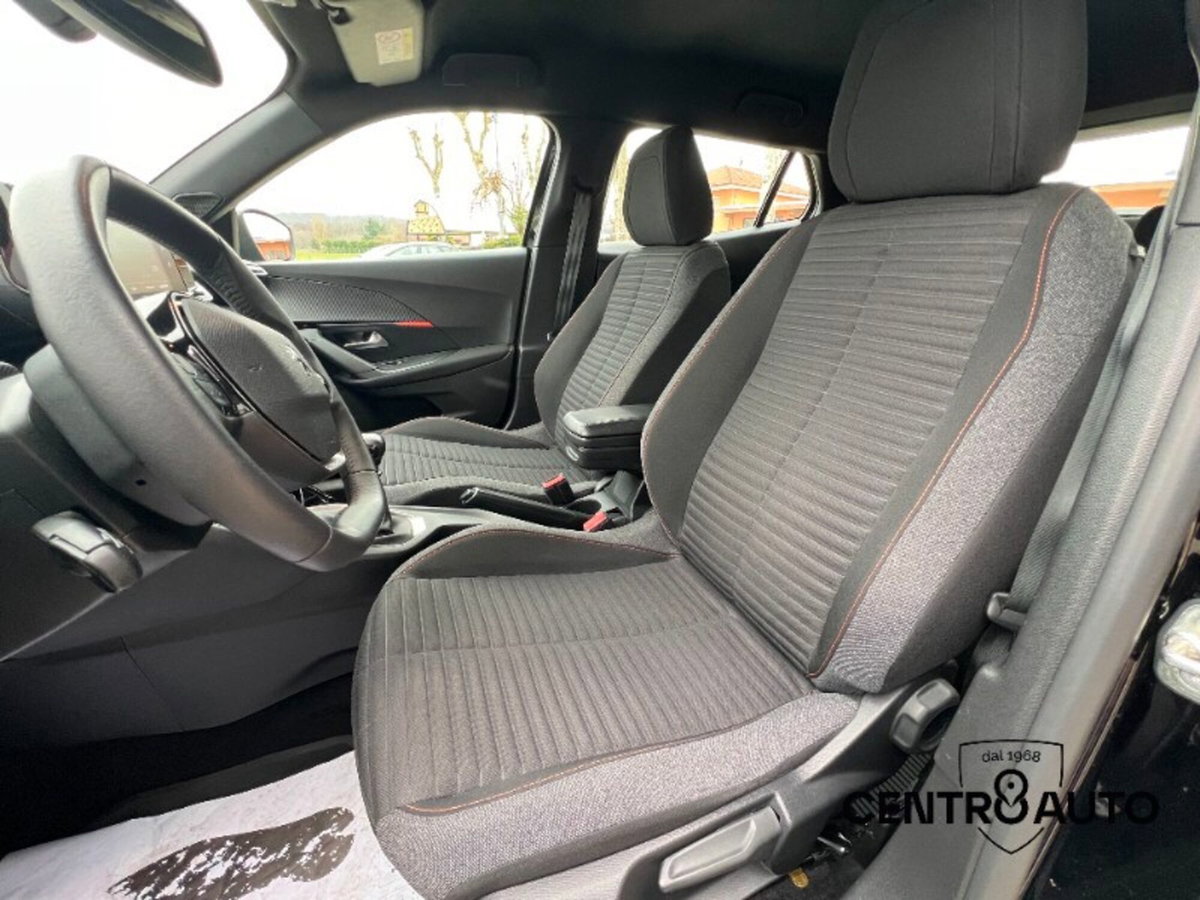 Peugeot 2008 PureTech 100 S&S Active Pack (16)