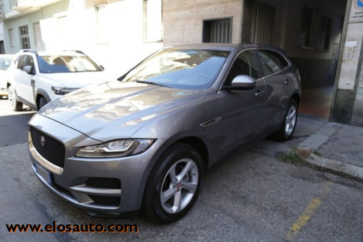 Jaguar F-Pace 2.0 D 180 CV AWD aut. Chequered Flag (2)
