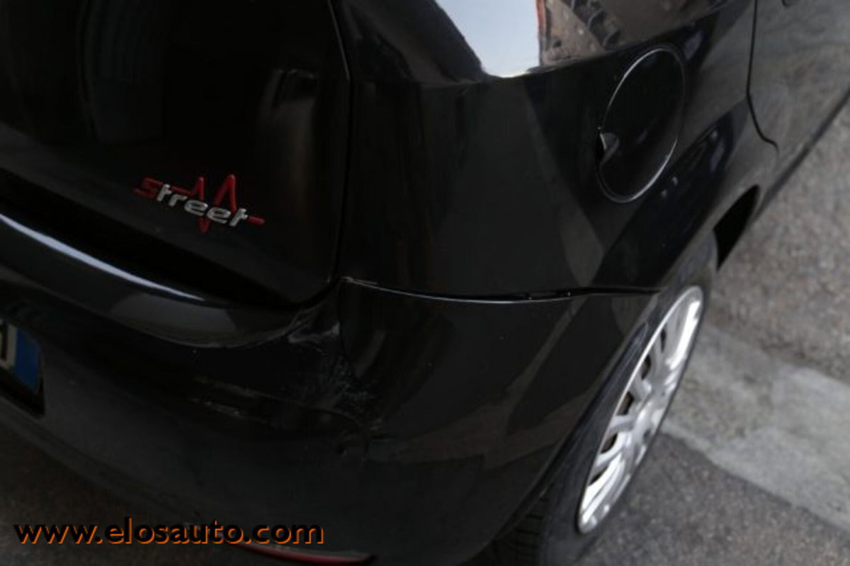 Fiat Punto 1.3 MJT II 75 CV 5 porte Street (5)
