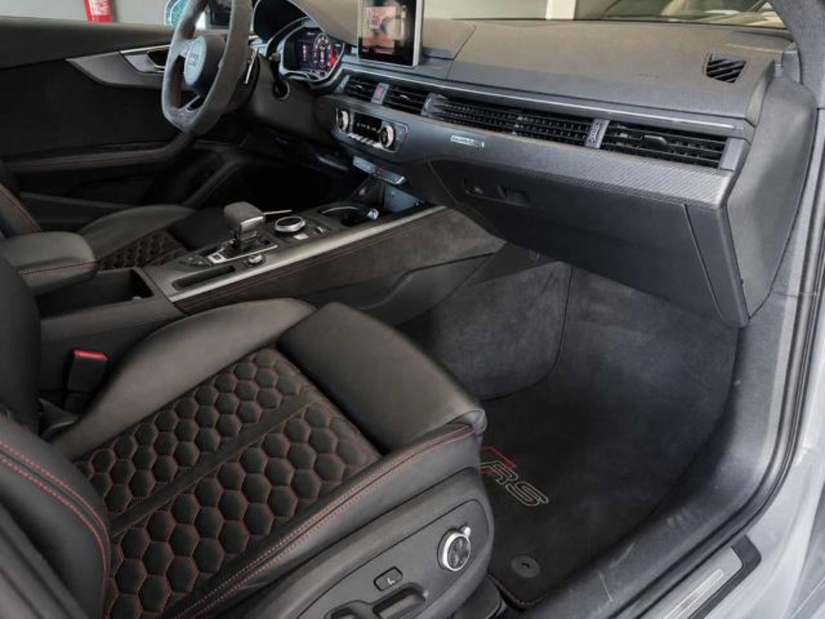 Audi RS 4 Avant 4 2.9 TFSI quattro tiptronic (11)