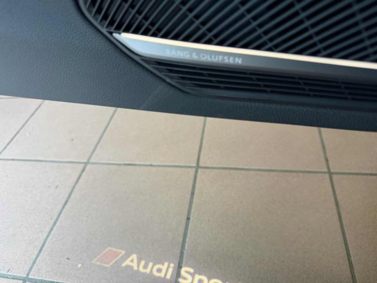 Audi RS 4 Avant 4 2.9 TFSI quattro tiptronic (17)