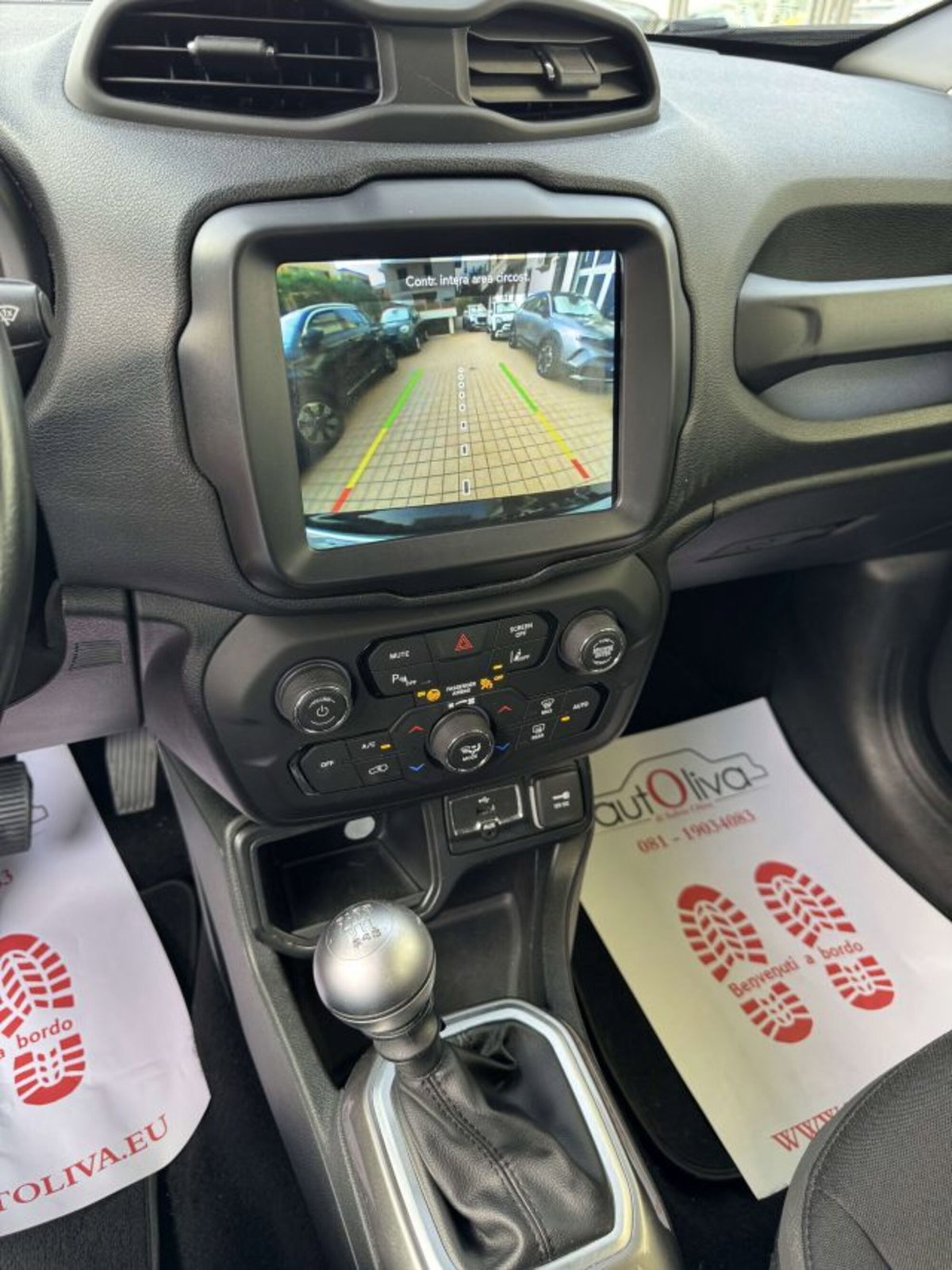Jeep Renegade 1.6 Mjt 120 CV Limited (7)
