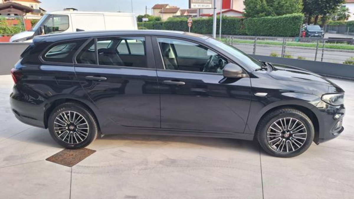 Fiat Tipo Station Wagon Tipo SW 1.6 mjt (Red) s&s 130cv (4)
