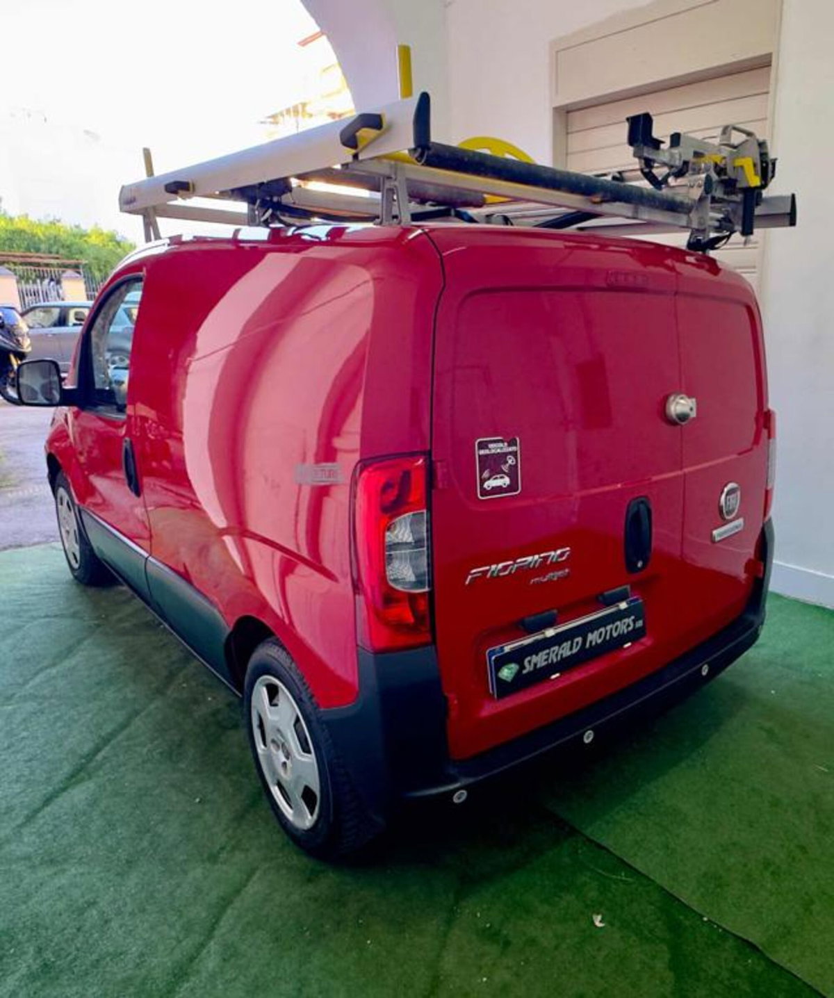 Fiat Fiorino 1.3 MJT 95CV Combi Semi Adventure (5)