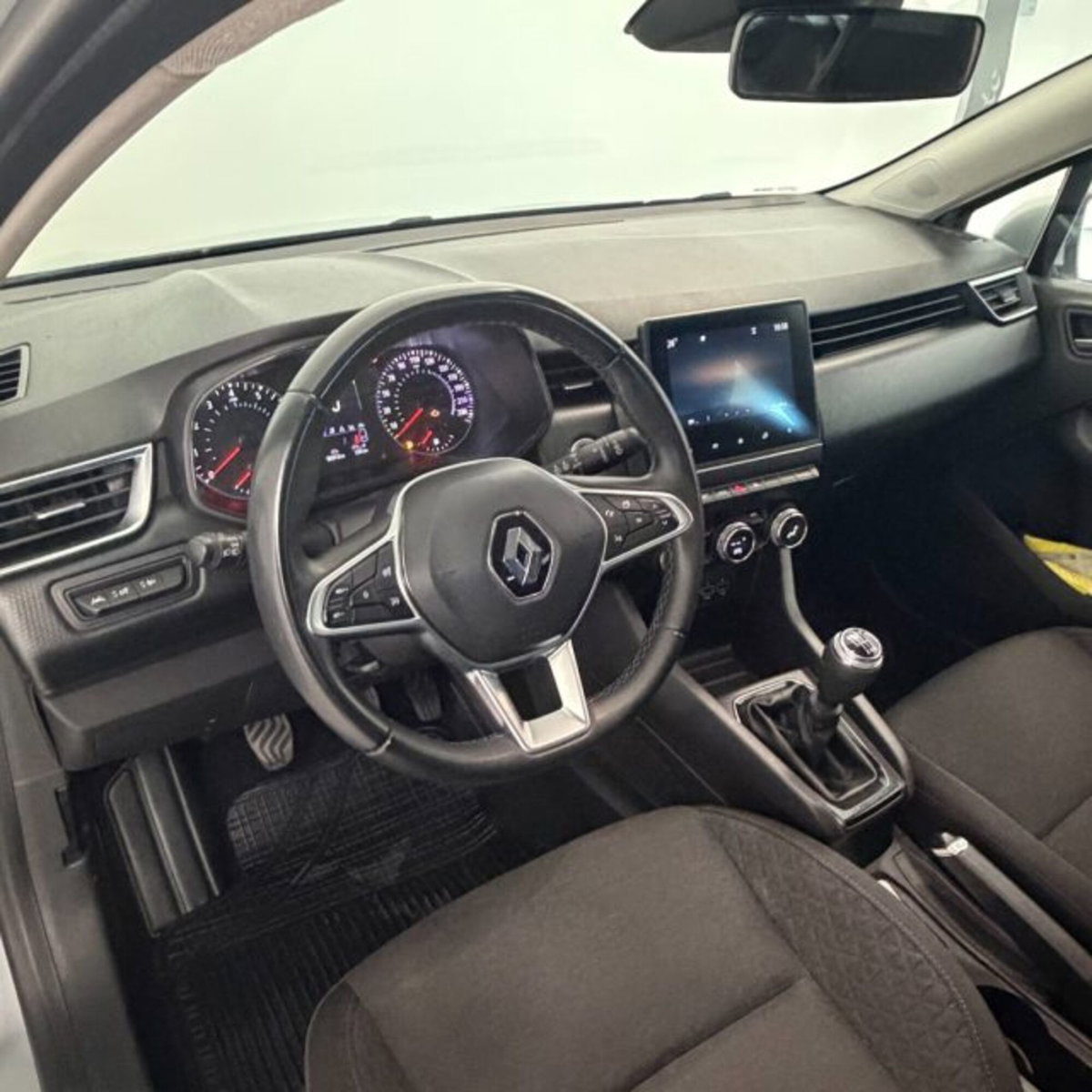 Renault Clio TCe 90 CV 5 porte Business (10)