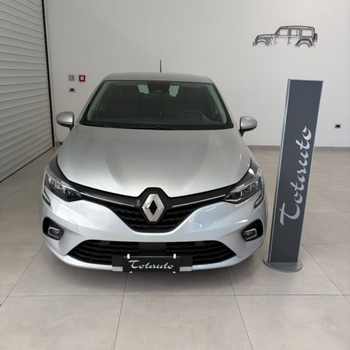 Renault Clio TCe 90 CV 5 porte Business (2)