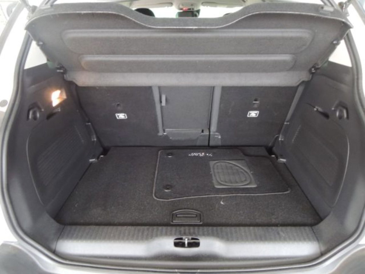 Citroen C3 Aircross PureTech 110 S&S Shine (14)