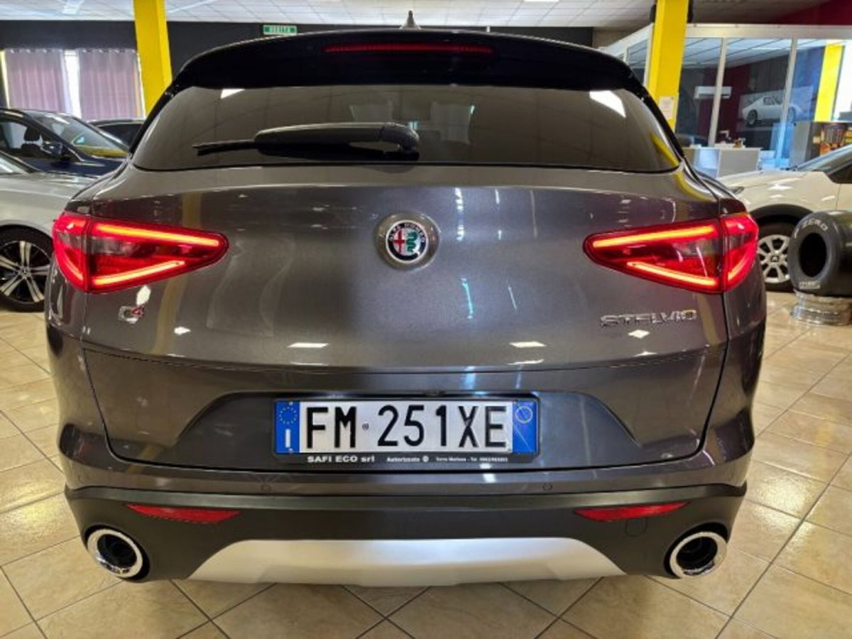 Alfa Romeo Stelvio Stelvio 2.2 Turbodiesel 210 CV AT8 Q4 Veloce (5)