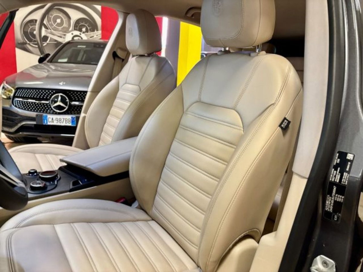 Alfa Romeo Stelvio Stelvio 2.2 Turbodiesel 210 CV AT8 Q4 Veloce (8)