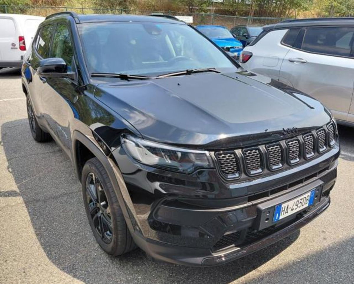 Jeep Compass 1.3 turbo t4 phev North Star 4xe auto (3)