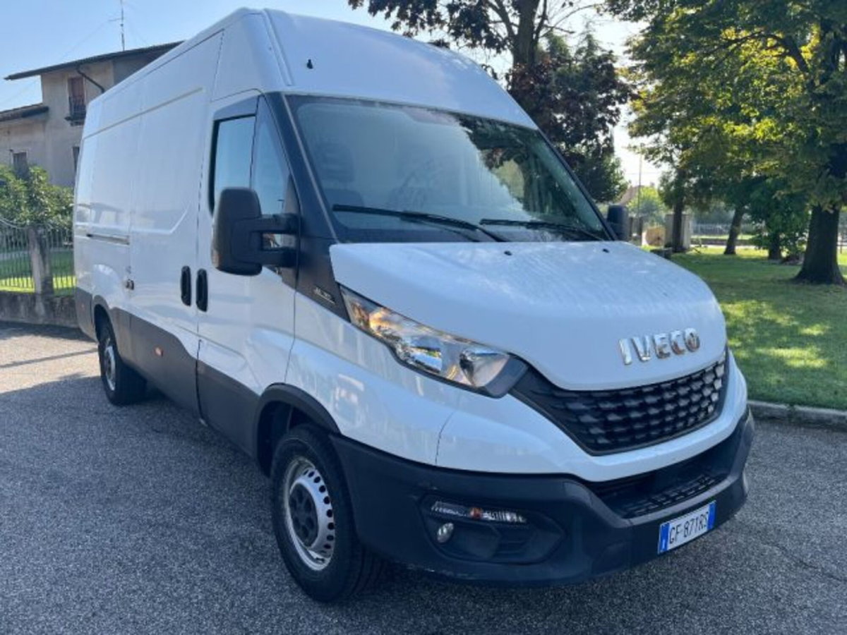 Iveco Daily Furgone 35S16V 2.3 HPT PM-TM Furgone (3)