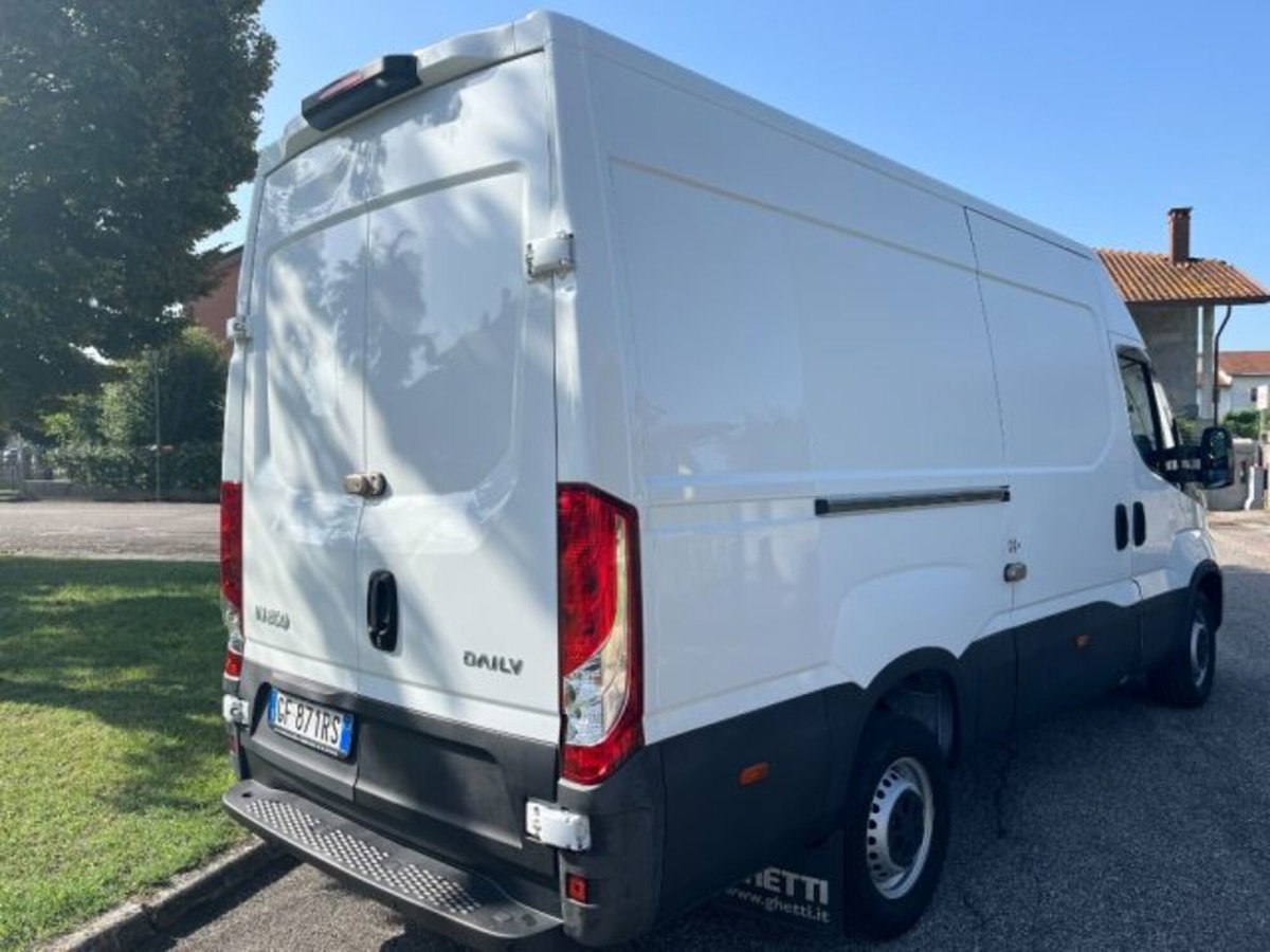 Iveco Daily Furgone 35S16V 2.3 HPT PM-TM Furgone (4)
