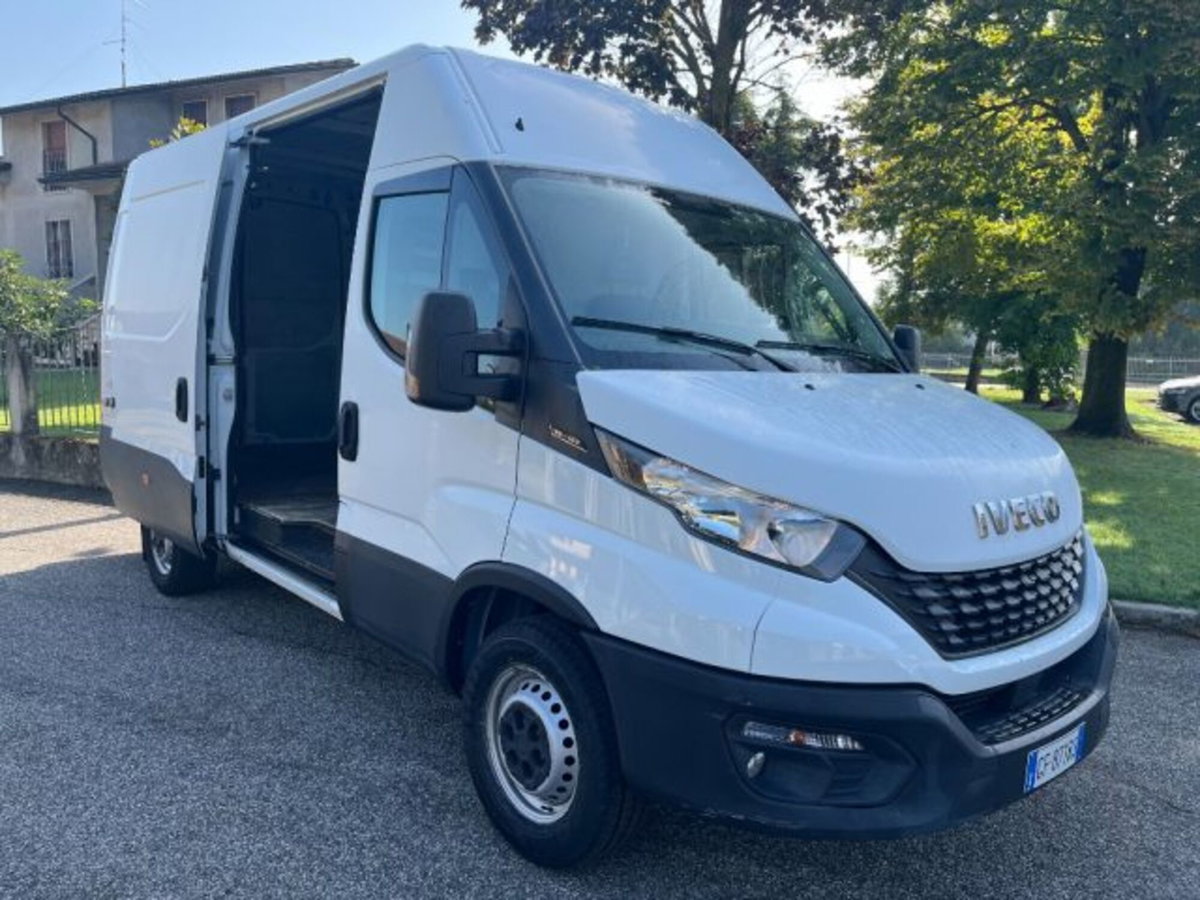 Iveco Daily Furgone 35S16V 2.3 HPT PM-TM Furgone (7)