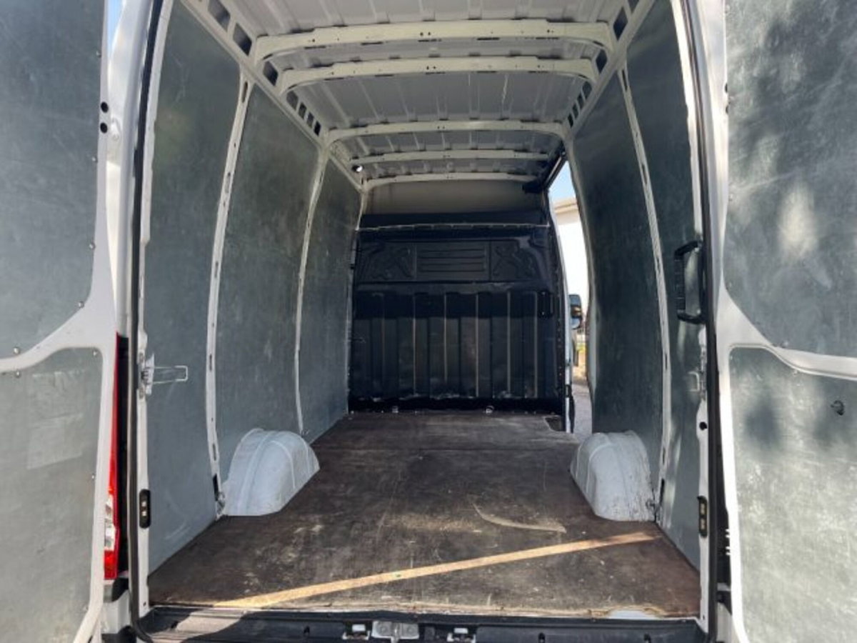Iveco Daily Furgone 35S16V 2.3 HPT PM-TM Furgone (9)