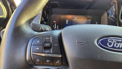 Ford Tourneo Courier 1.0 EcoBoost 100 CV Titanium (15)