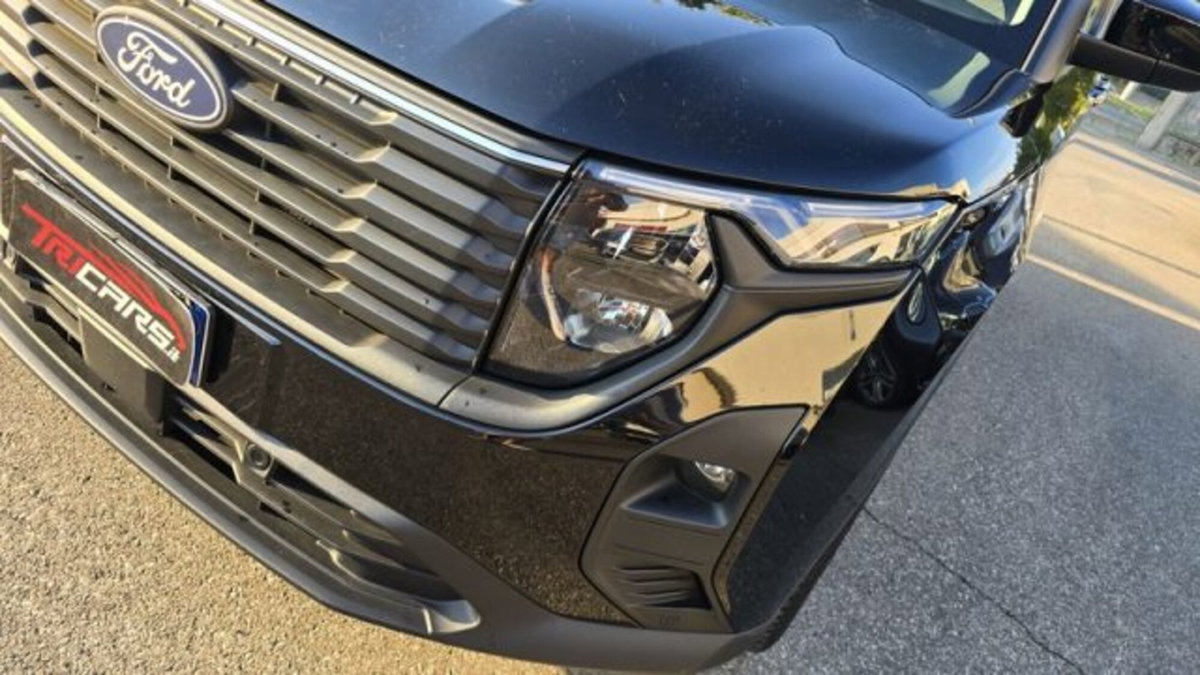 Ford Tourneo Courier 1.0 EcoBoost 100 CV Titanium (6)
